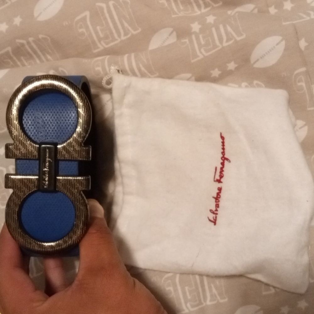 I got three designer belts red Louis Vuitton blue Ferragamo and Gucci - Picture 3 of 3